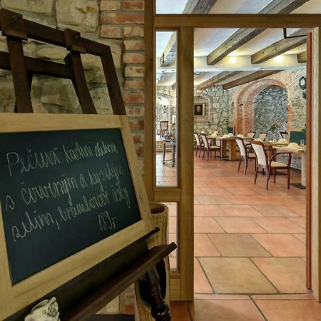 Zamecka Fortovna Obora - Forester House Kaznejov Dış mekan fotoğraf