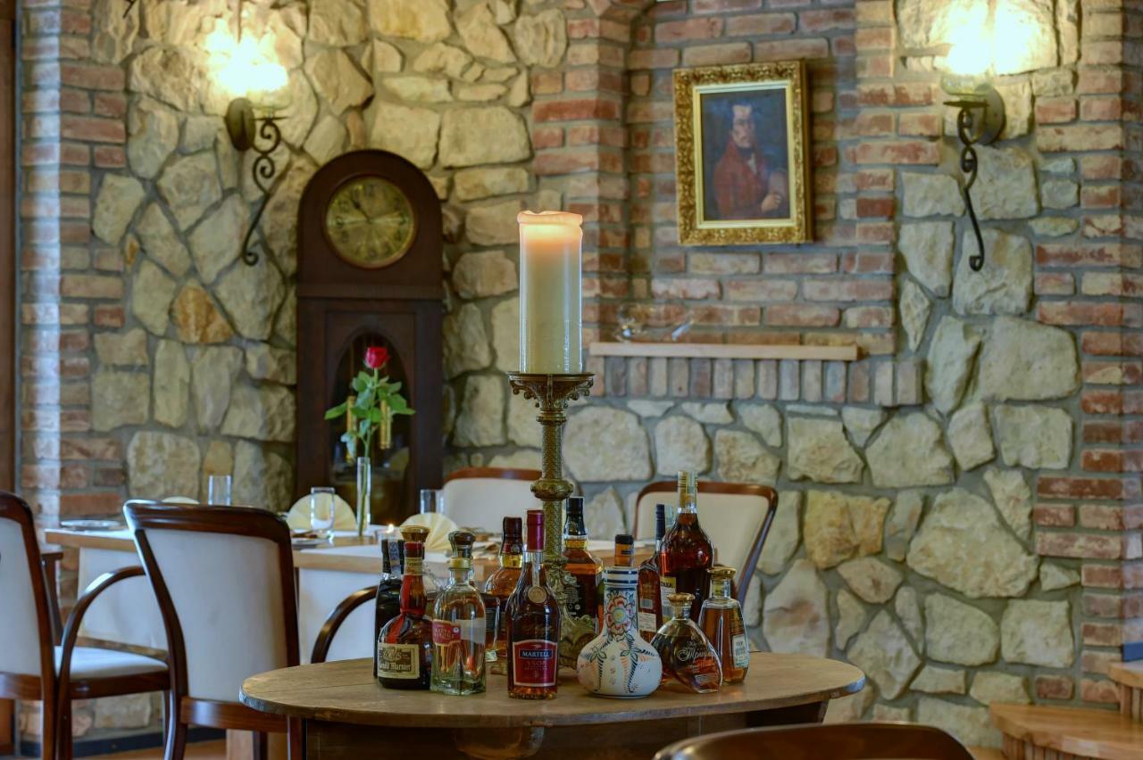 Zamecka Fortovna Obora - Forester House Kaznejov Dış mekan fotoğraf
