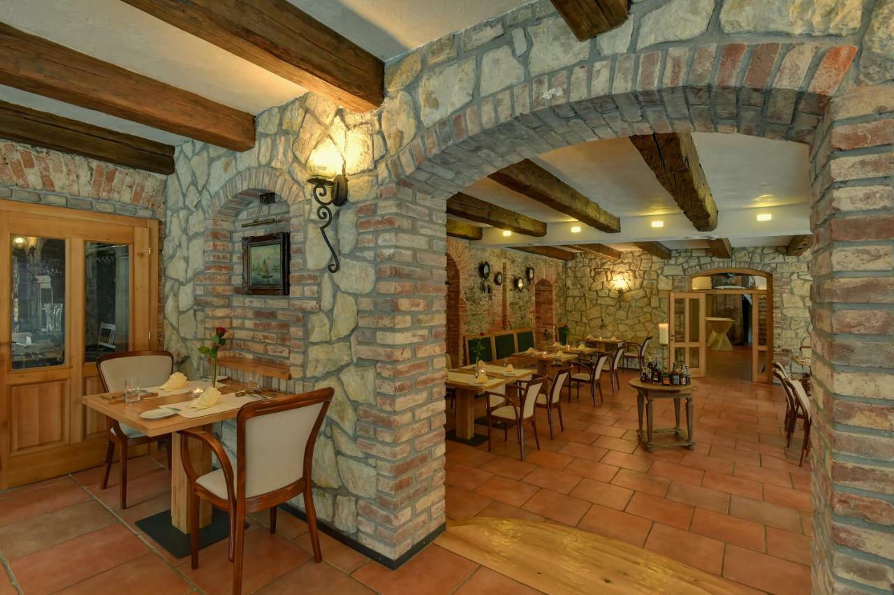 Zamecka Fortovna Obora - Forester House Kaznejov Dış mekan fotoğraf